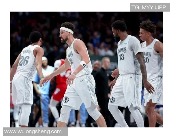 独行侠与快船季前赛精彩对决展现球队新阵容与战术调整